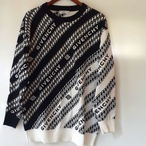 GIVENCHY Chain Crew Neck Sweater